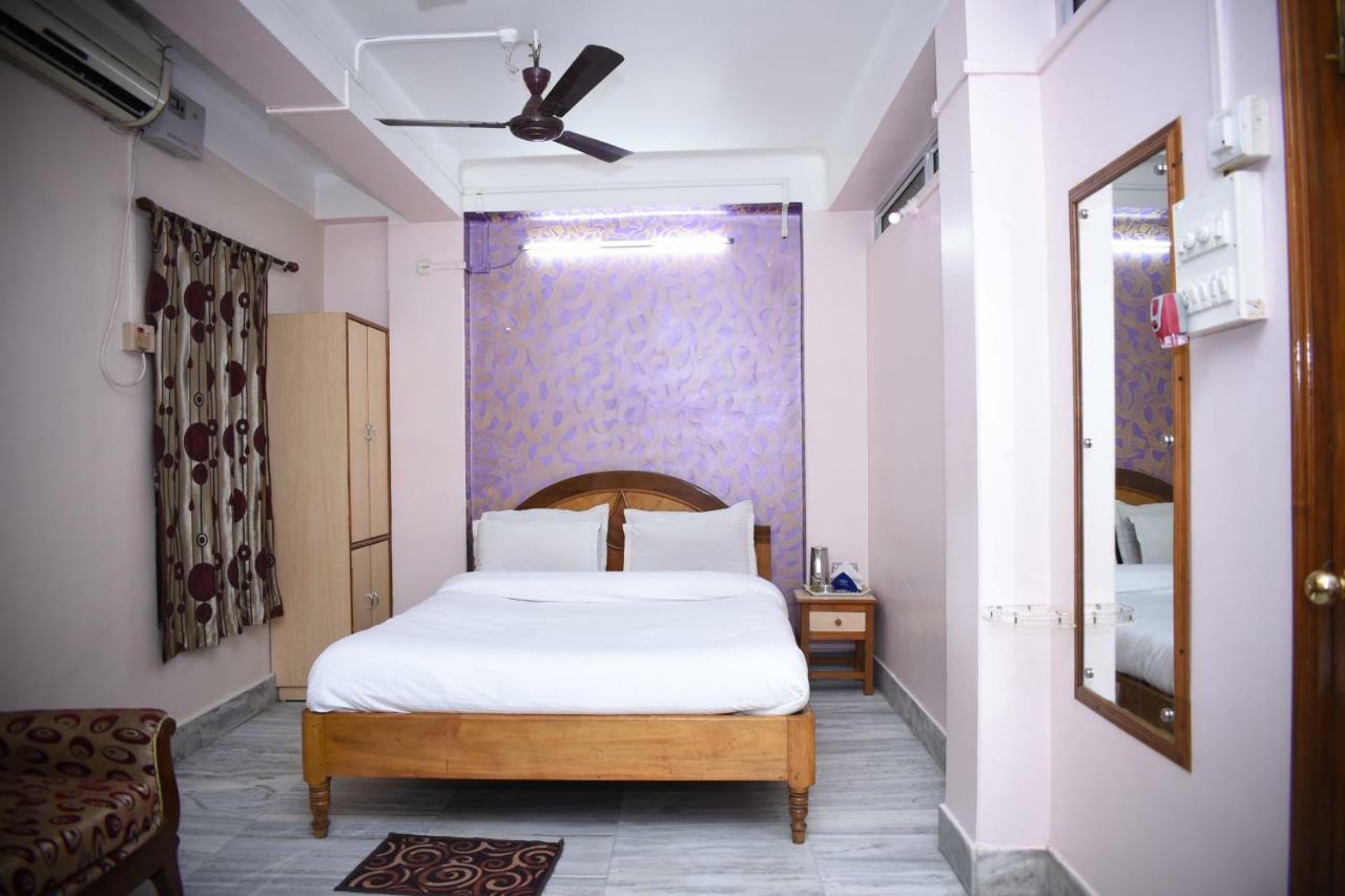 Spot On 37646 Hotel Centre Palace Σιλτσάρ Εξωτερικό φωτογραφία