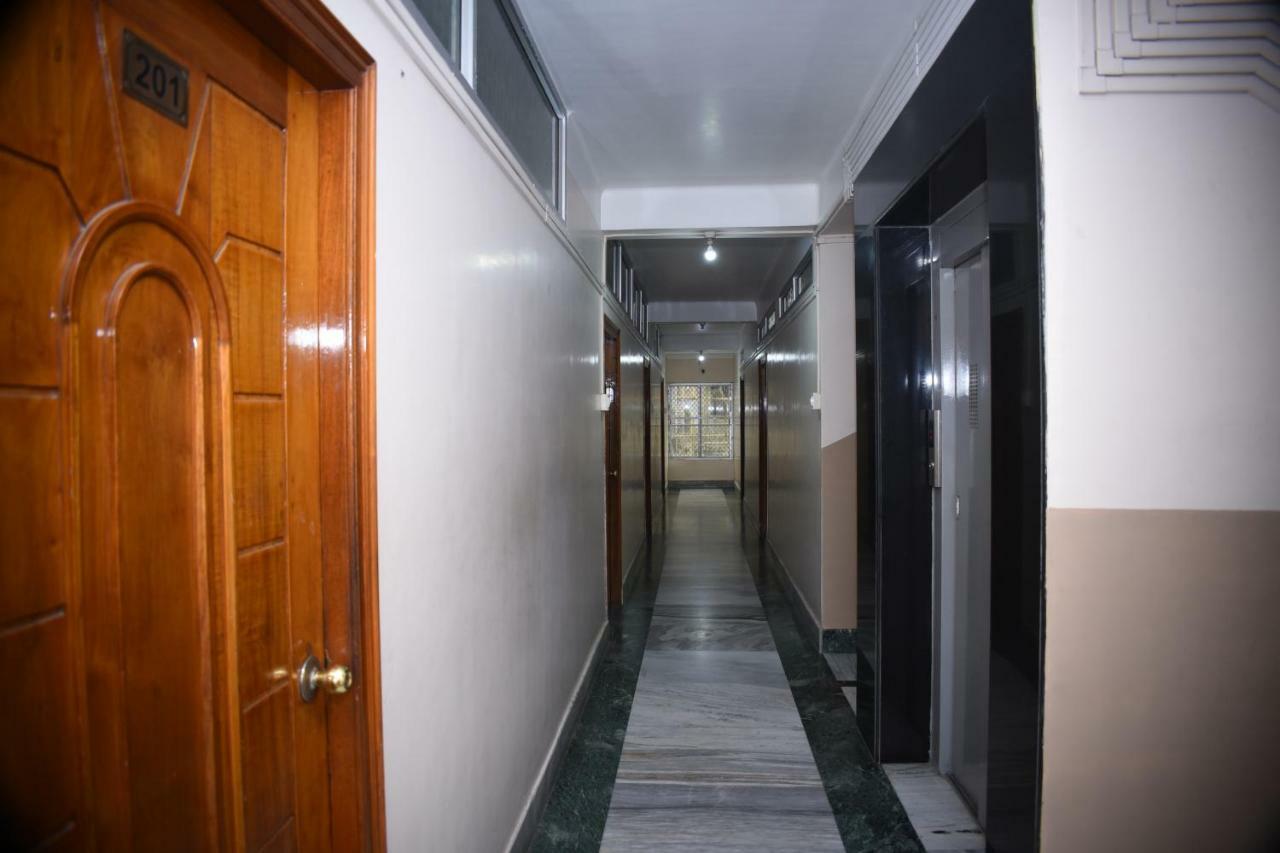 Spot On 37646 Hotel Centre Palace Σιλτσάρ Εξωτερικό φωτογραφία