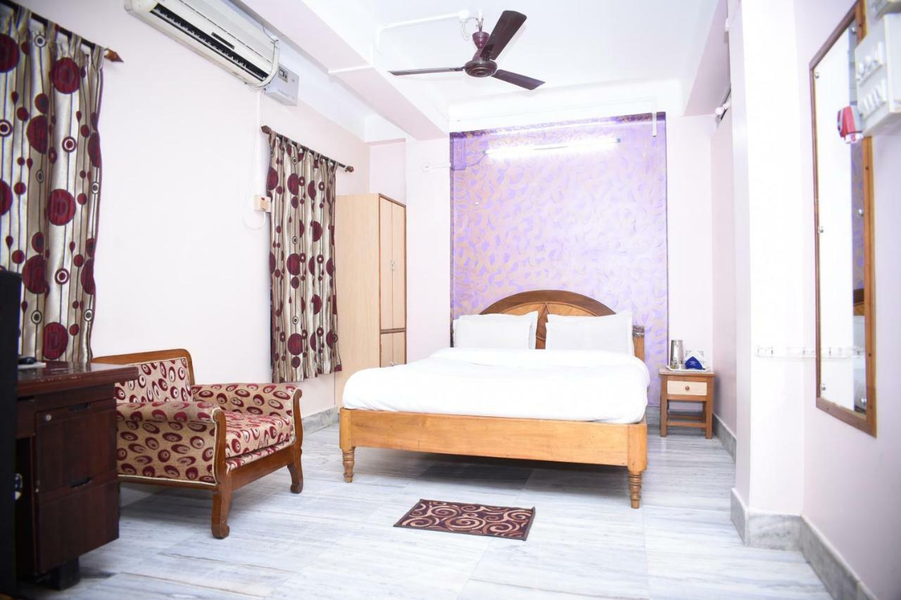 Spot On 37646 Hotel Centre Palace Σιλτσάρ Εξωτερικό φωτογραφία