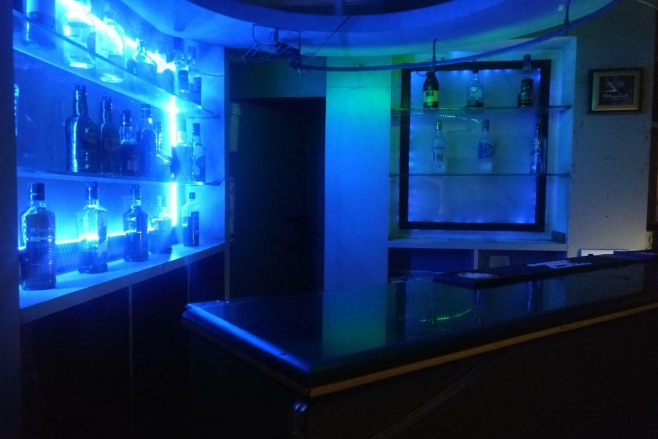 Spot On 37646 Hotel Centre Palace Σιλτσάρ Εξωτερικό φωτογραφία
